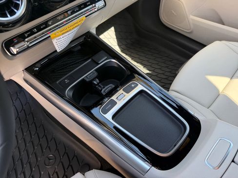 New 2026 Mercedes-Benz GLA 250 4MATIC image 22