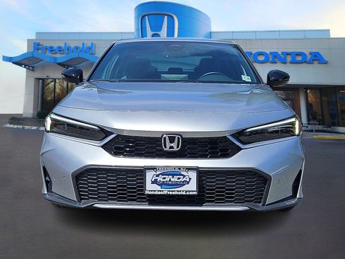 Used 2025 Honda Civic Sport Touring image 2