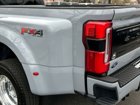 Used 2026 Ford F350 Platinum image 44