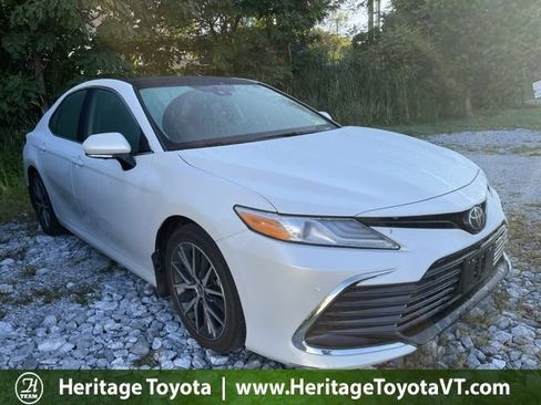 Certified 2022 Toyota Camry XLE w/ Navigation Upgrade Package AWD/4WD image 1