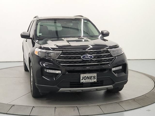 Used 2023 Ford Explorer XLT w/ Equipment Group 202A RWD image 3