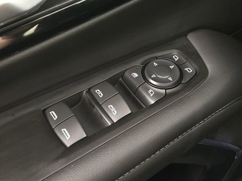 New 2026 Chevrolet Suburban LT w/ Comfort Package RWD image 24