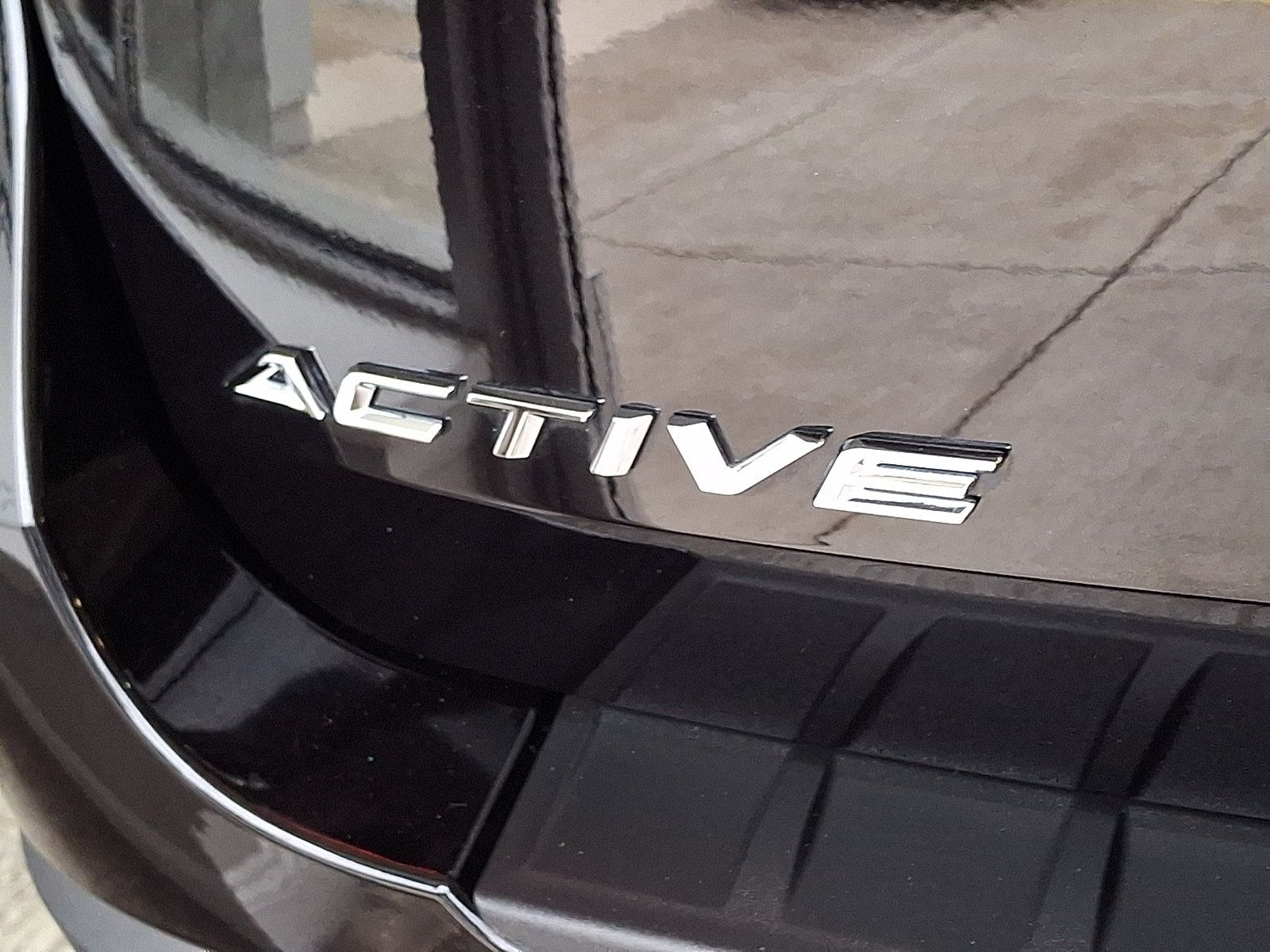 Used 2026 Ford Explorer Active w/ Active Comfort Package AWD/4WD image 32