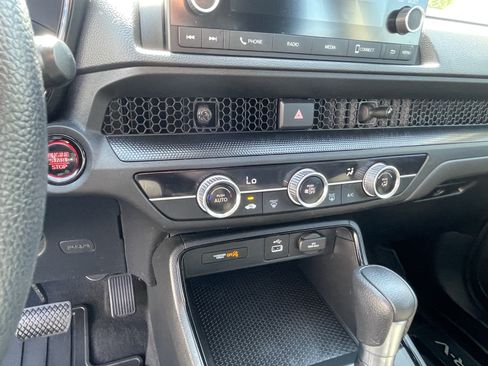 Used 2023 Honda CR-V LX image 25