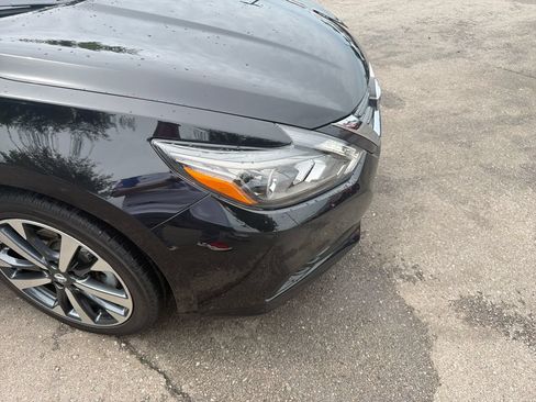 Used 2016 Nissan Altima 3.5 SR FWD image 43