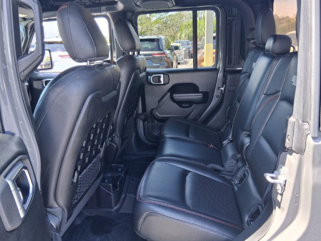 Used 2021 Jeep Gladiator Rubicon AWD/4WD image 15