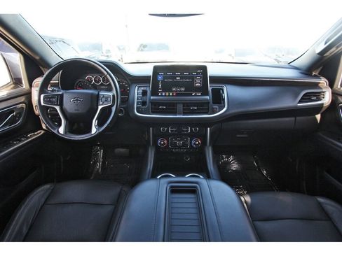 Used 2021 Chevrolet Tahoe Z71 w/ Z71 Signature Package image 9