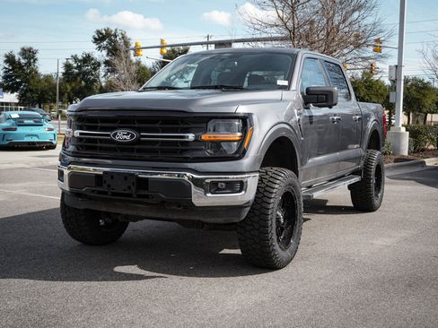 Used 2024 Ford F150 XLT image 6