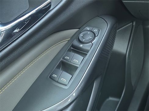 New 2026 Chevrolet Trax ACTIV w/ Driver Confidence Package image 21