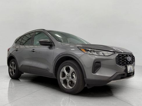 Used 2025 Ford Escape ST-Line AWD/4WD image 1