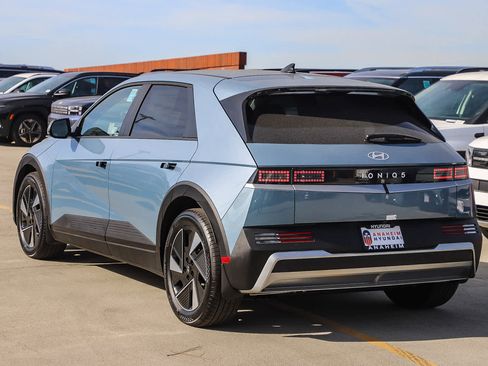 New 2026 Hyundai Ioniq 5 SEL image 10