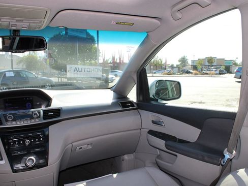 Used 2011 Honda Odyssey EX-L image 25