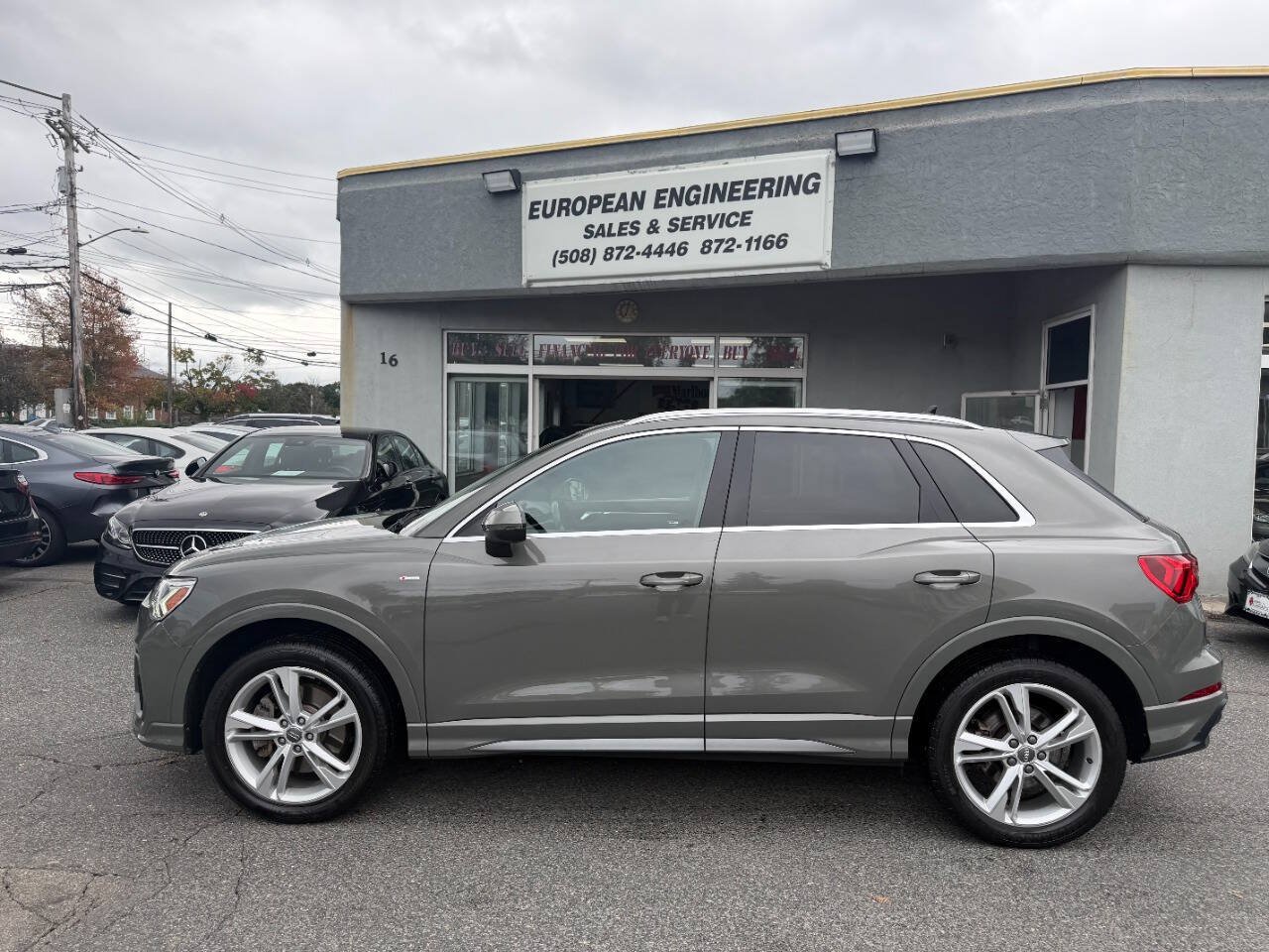 Used 2020 Audi Q3 2.0T Premium Plus w/ Premium Plus Package AWD/4WD image 4