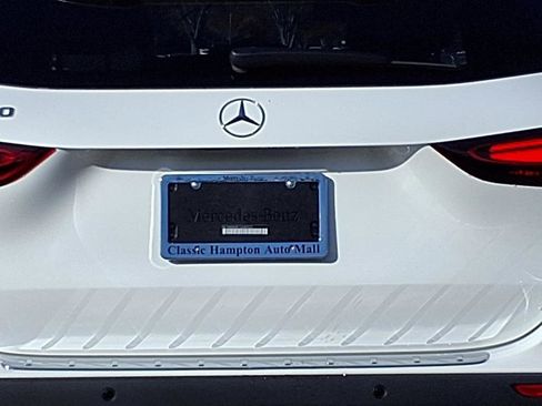Used 2025 Mercedes-Benz GLA 250 image 11