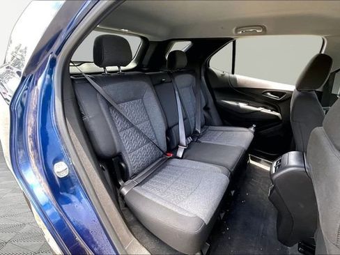 Used 2022 Chevrolet Equinox LT AWD/4WD image 17