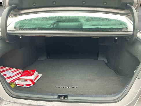 Used 2022 Toyota Camry LE w/ Carpet Mat Package (TMS) image 17