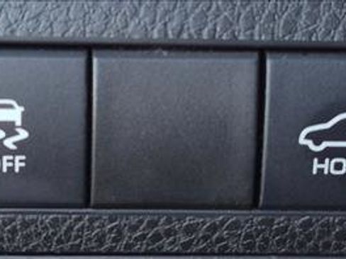 Used 2022 Toyota Camry XSE FWD image 15