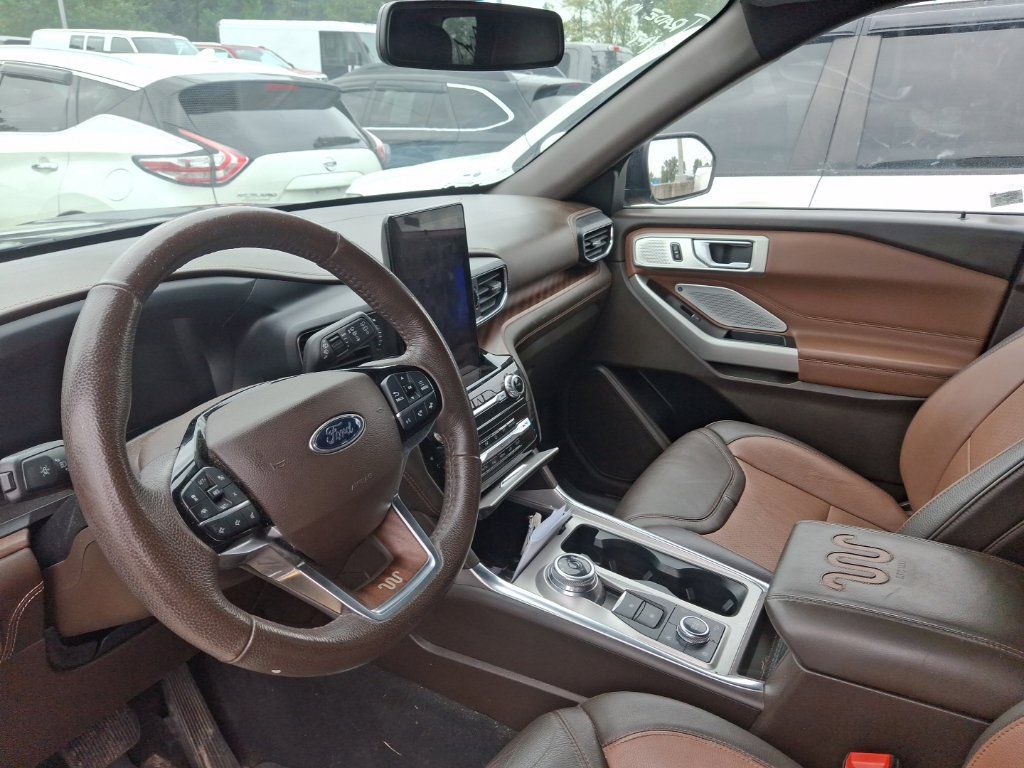 Used 2022 Ford Explorer King Ranch w/ Class IV Trailer Tow Package AWD/4WD image 10