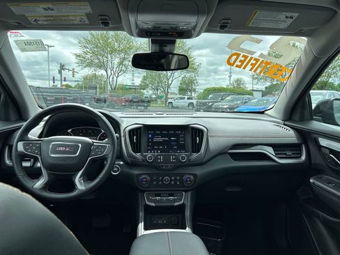 Used 2023 GMC Terrain AT4 AWD/4WD image 32