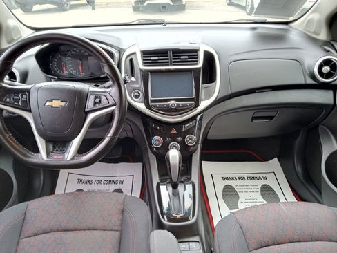 Used 2017 Chevrolet Sonic LT w/ Convenience Package FWD image 9