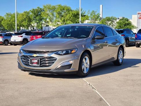 Used 2022 Chevrolet Malibu LS FWD image 11