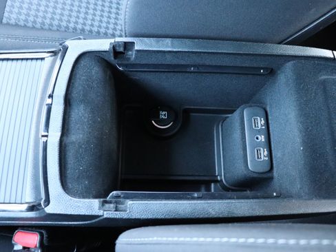 Used 2023 Dodge Charger GT w/ Blacktop Package image 38