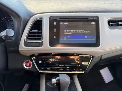 Used 2018 Honda HR-V EX image 28