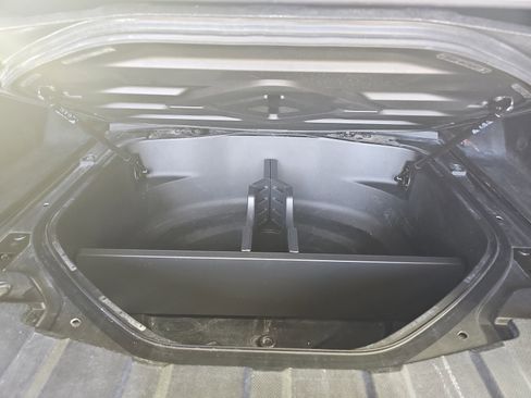 Used 2022 Rivian R1T Launch Edition image 35