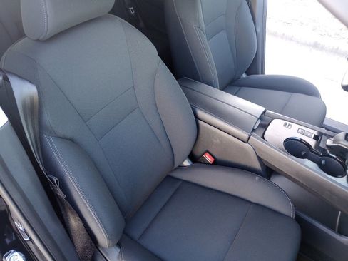 Used 2026 Nissan Rogue S FWD image 28