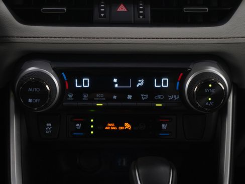 Used 2025 Toyota RAV4 Limited w/ Weather Package AWD/4WD image 19