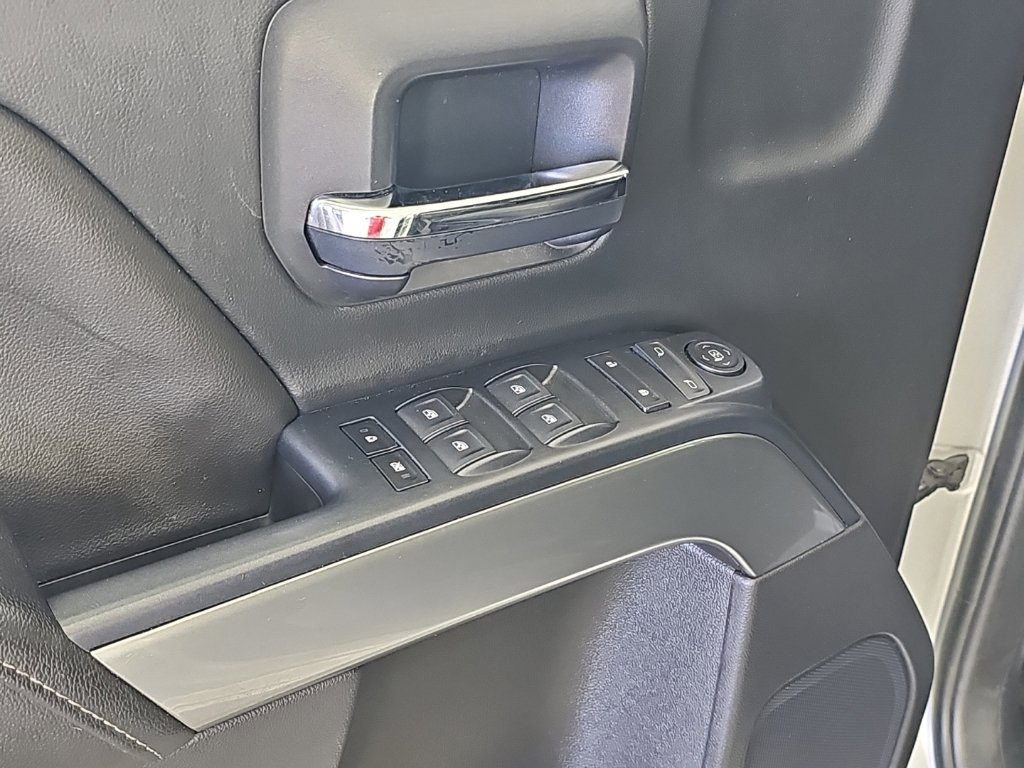 Used 2019 Chevrolet Silverado 1500 LT RWD image 11