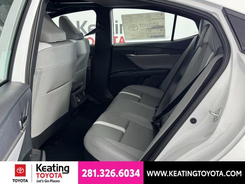 New 2026 Toyota Camry SE w/ Convenience Package FWD image 6