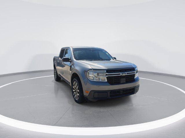 Used 2024 Ford Maverick Lariat FWD image 2