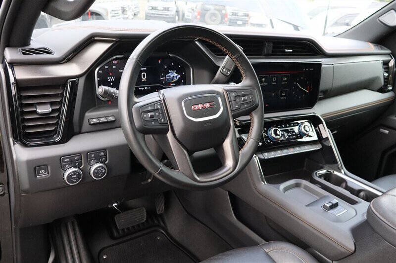 Used 2025 GMC Sierra 3500 AT4 w/ AT4 Premium Plus Package AWD/4WD image 21