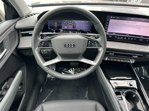 Used 2026 Audi Q3 quattro 2.0T AWD/4WD image 14