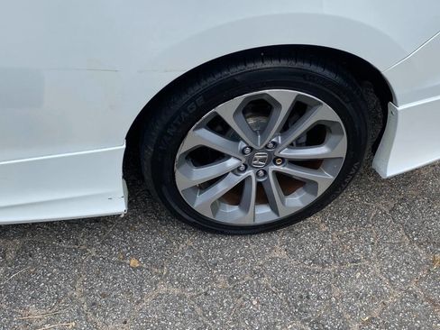 Used 2014 Honda Accord EX-L image 9