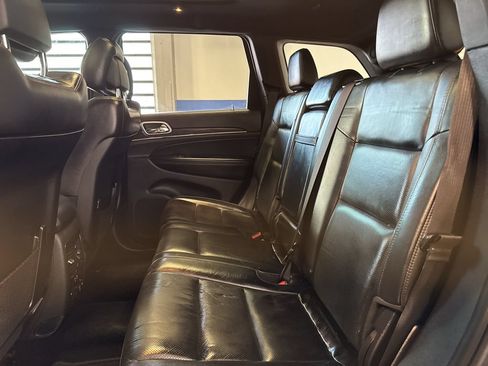 Used 2019 Jeep Grand Cherokee Limited w/ Luxury Group II AWD/4WD image 26