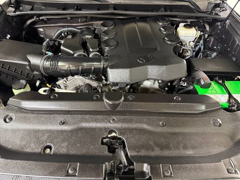 Used 2011 Toyota 4Runner Limited AWD/4WD image 86