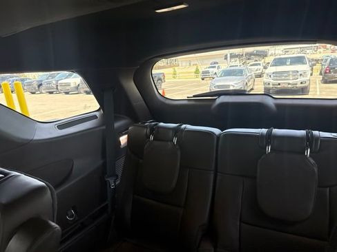 Used 2022 Ford Explorer King Ranch w/ Class IV Trailer Tow Package AWD/4WD image 16