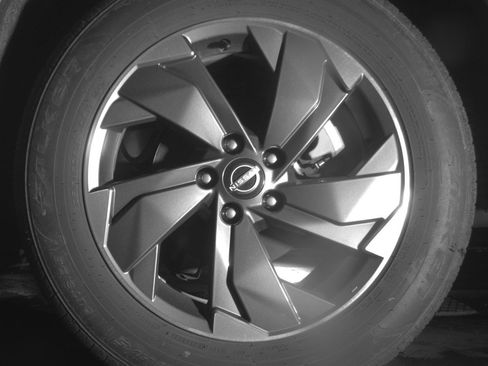 Used 2025 Nissan Rogue SV image 14