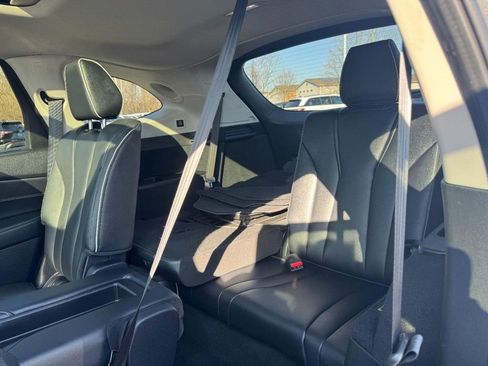 Used 2022 Acura MDX Advance image 10