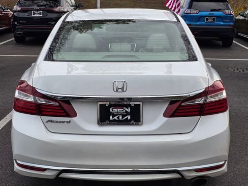 Used 2016 Honda Accord EX-L image 5