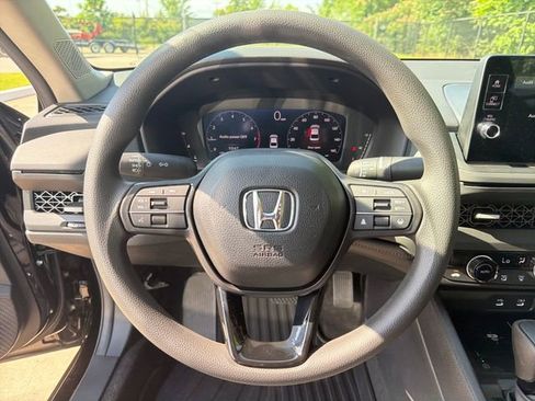 New 2026 Honda Accord SE image 17