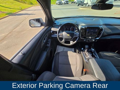 Used 2024 Chevrolet Traverse LT AWD/4WD image 15