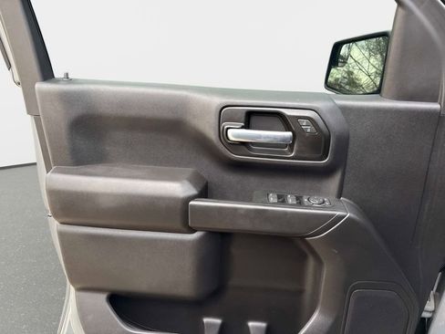 Used 2025 Chevrolet Silverado 1500 Custom Trail Boss w/ LPO, Dark Essentials Package AWD/4WD image 20
