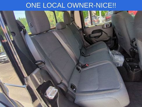 Used 2024 Jeep Gladiator Sport AWD/4WD image 32