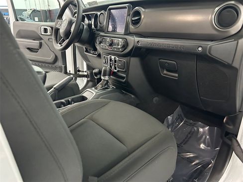 Used 2023 Jeep Wrangler Sport S image 25