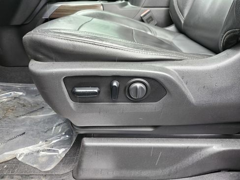 Used 2019 Chevrolet Silverado 1500 LT Trail Boss image 25