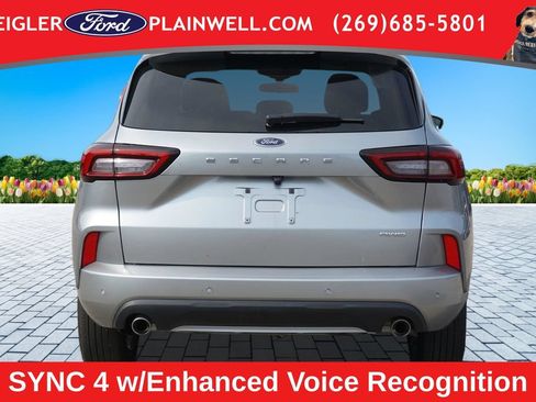 Used 2024 Ford Escape ST-Line w/ Tech Pack #1 AWD/4WD image 4