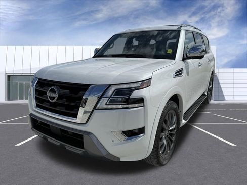 Used 2024 Nissan Armada Platinum w/ Cargo Package image 6